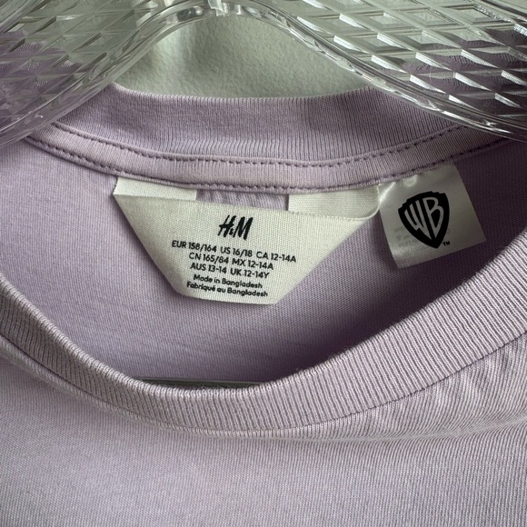 H&M Lavender FRIENDS Graphic Tee size 12-14 Y - Picture 3 of 4